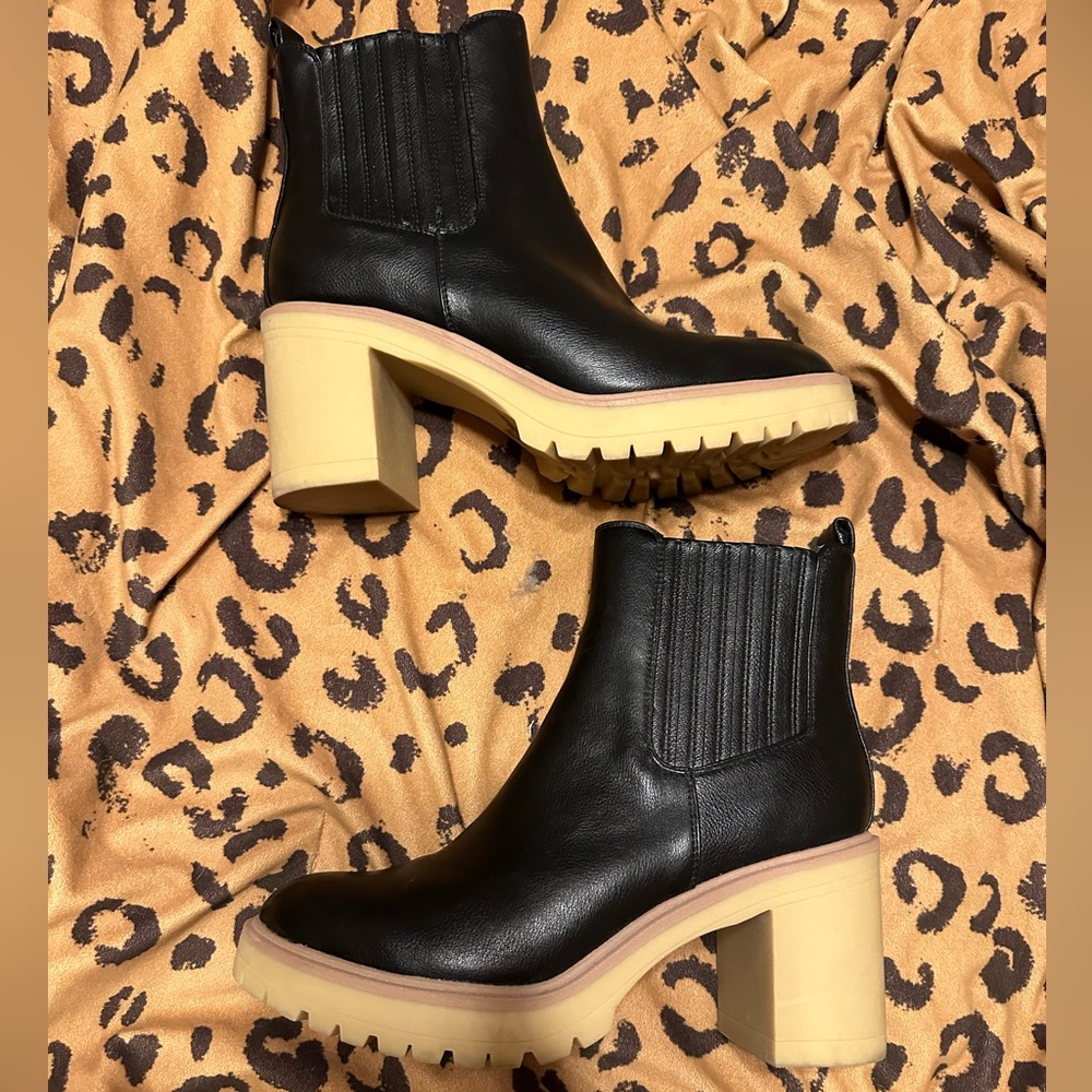 Dolce Vita Chunky Ankle Boot